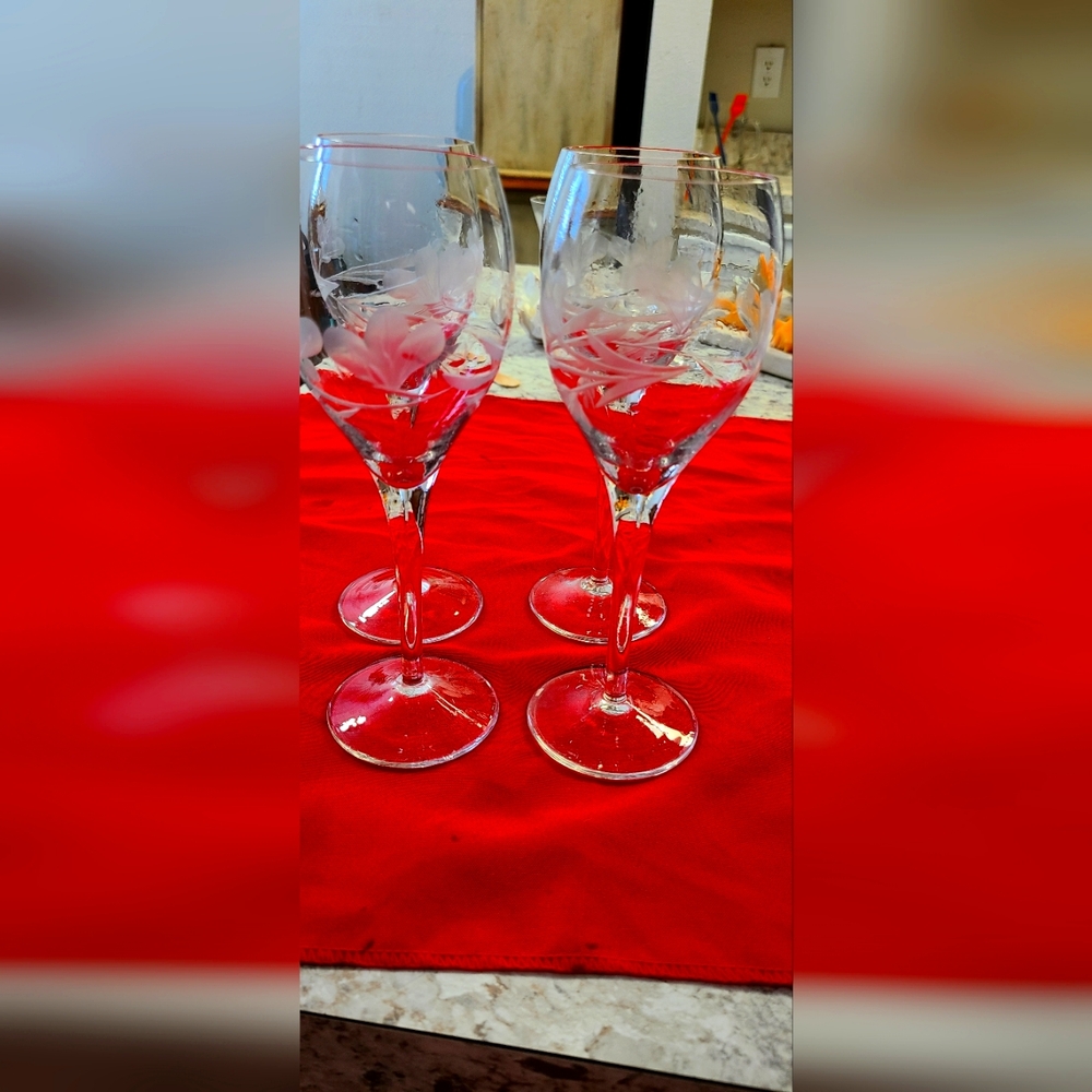 Princess House  Champagne floral 7.5" glasses (4)